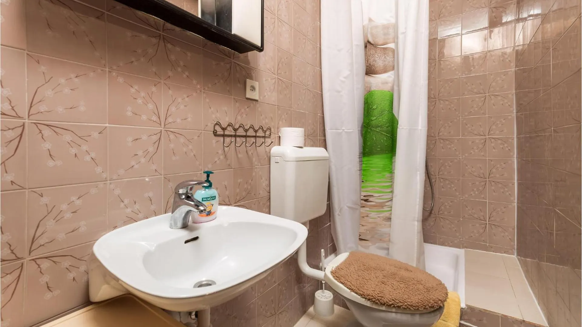 Beautiful Apartment In Supetarska Draga With Wifi